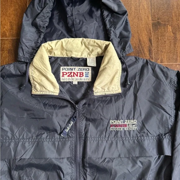 Point Zero jacket - Picture 2 of 4